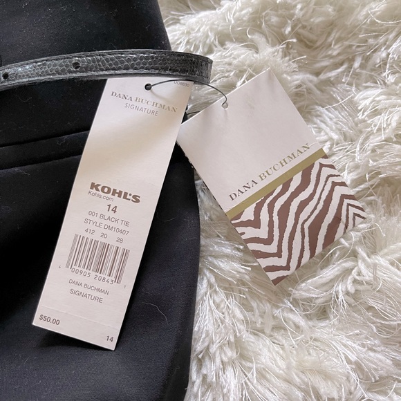 Dana Buckman Black Capris - Picture 3 of 7